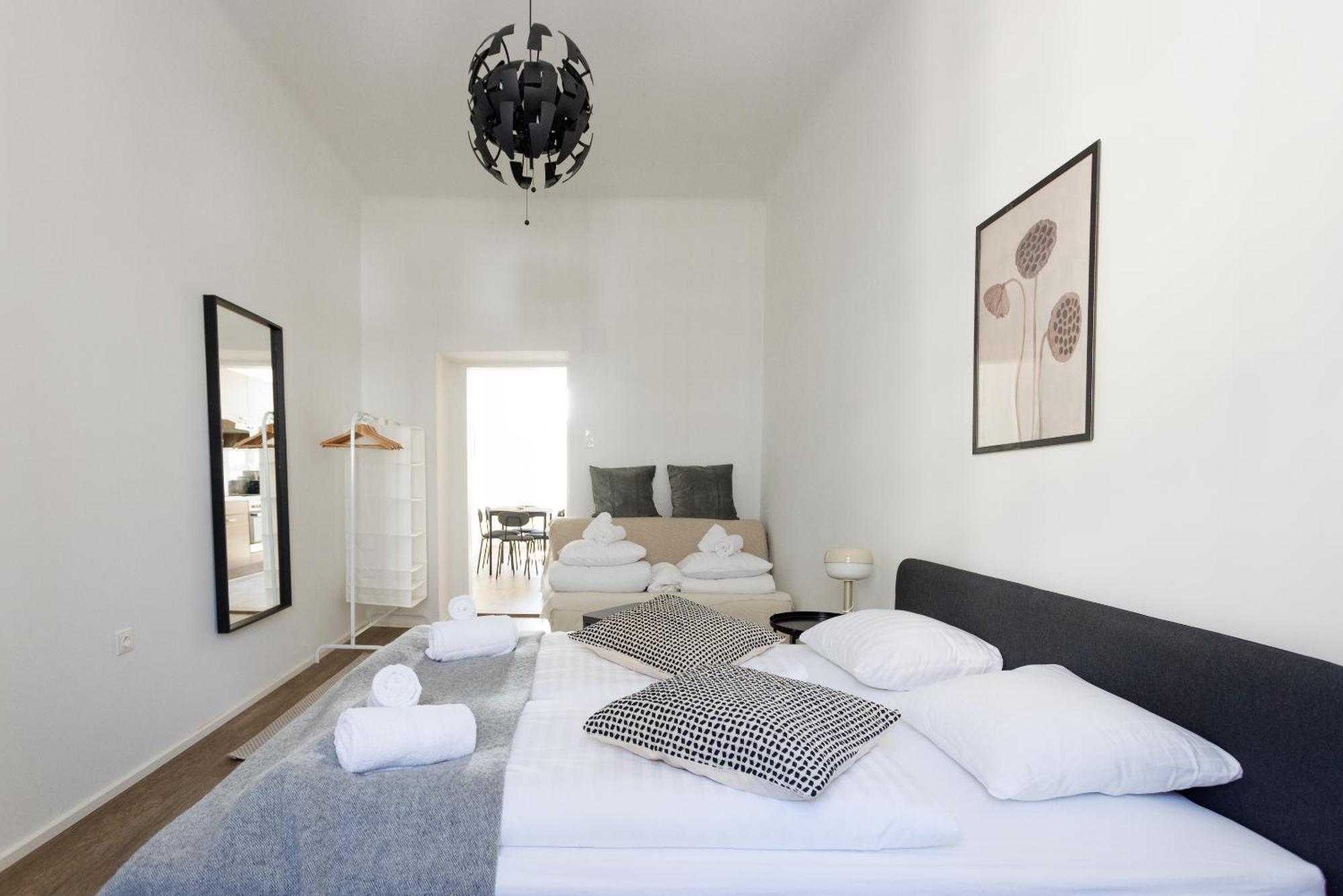 Grosszuegiges City-apartment * Vienna