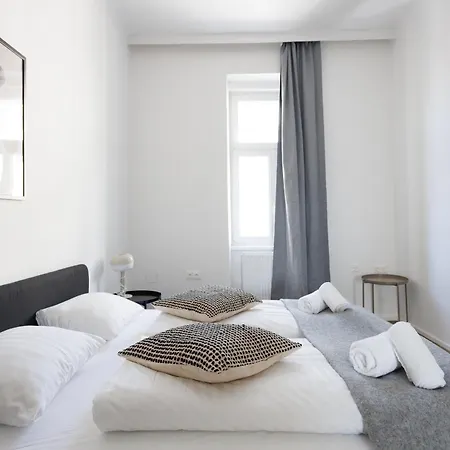 Grosszuegiges City-Apartment Wenen Buitenkant foto